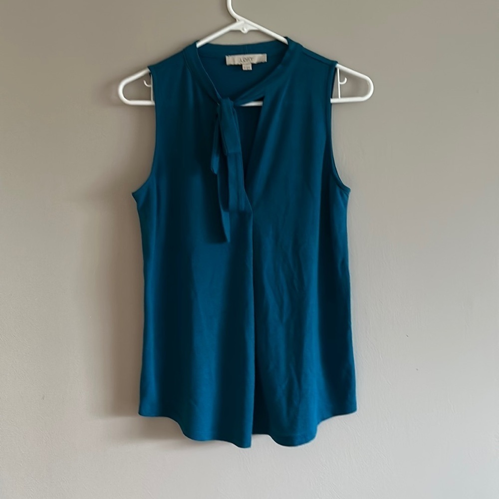 Loft tie front sleeveless top